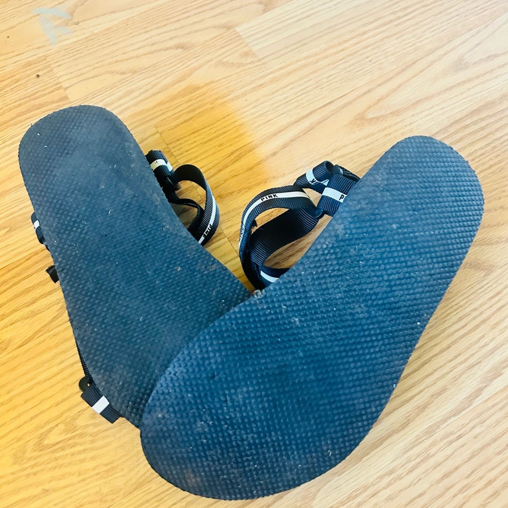 VS Pink Black Sandals sz 7/8 - Picture 4 of 4